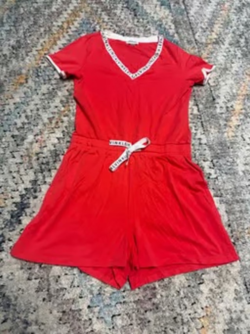 CALVIN KLEIN SIZE MEDIUM M ROMPER RED W/ POCKETS LOT6443